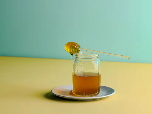 Miel fraîchement poté